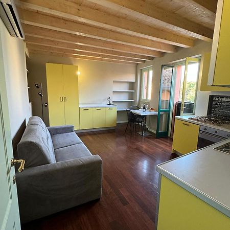 Splendid Apartment Desenzano del Garda Eksteriør billede