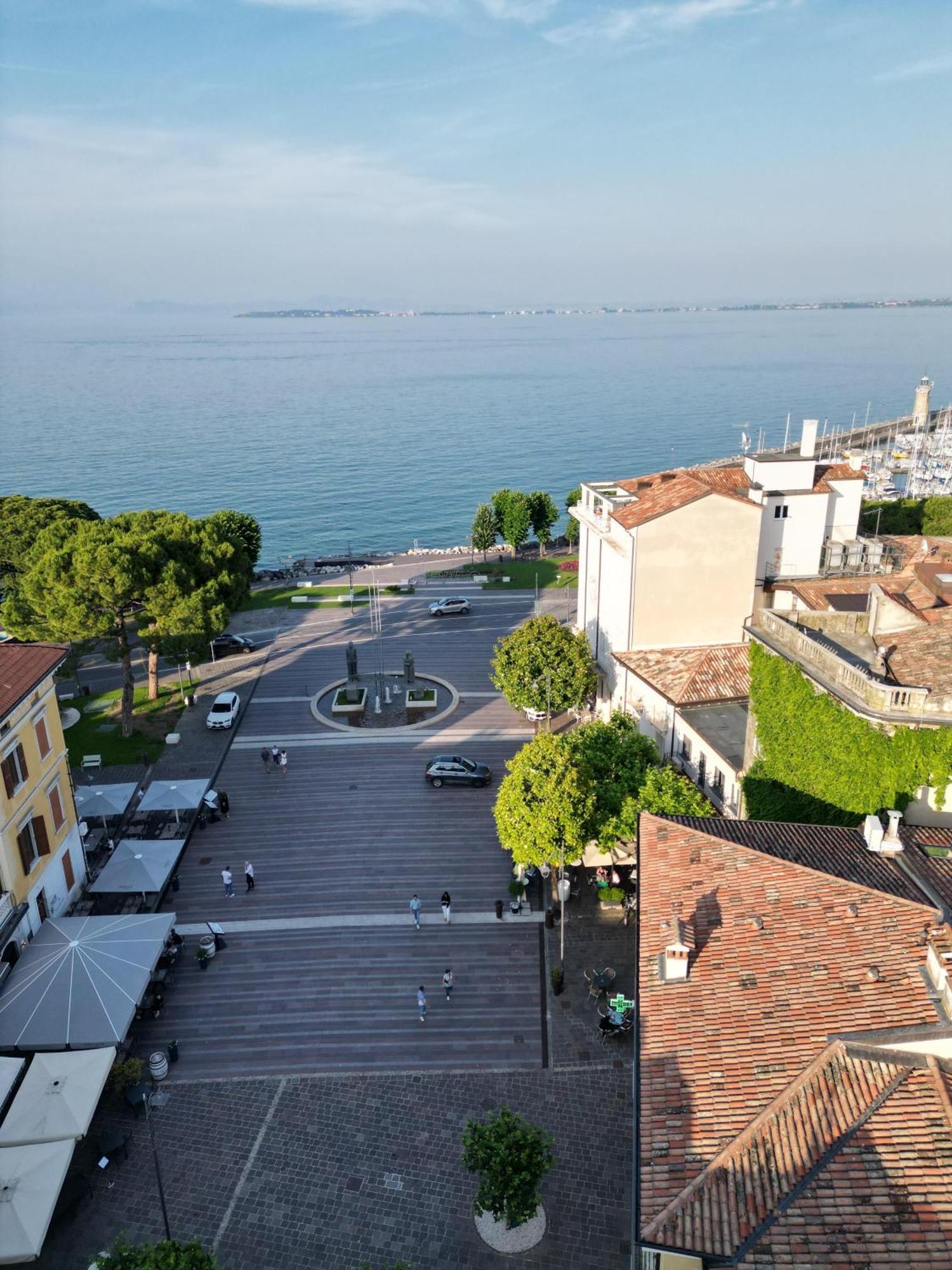 Splendid Apartment Desenzano del Garda Eksteriør billede