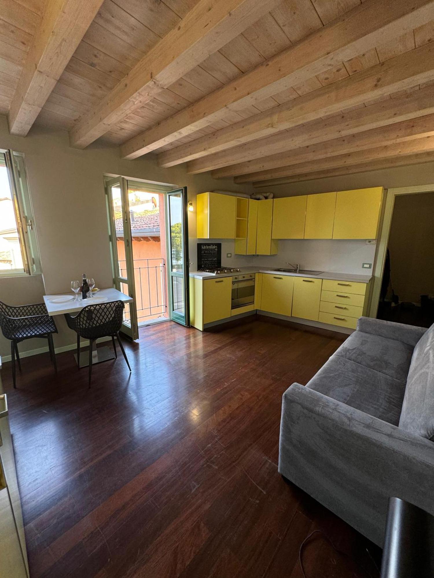 Splendid Apartment Desenzano del Garda Eksteriør billede