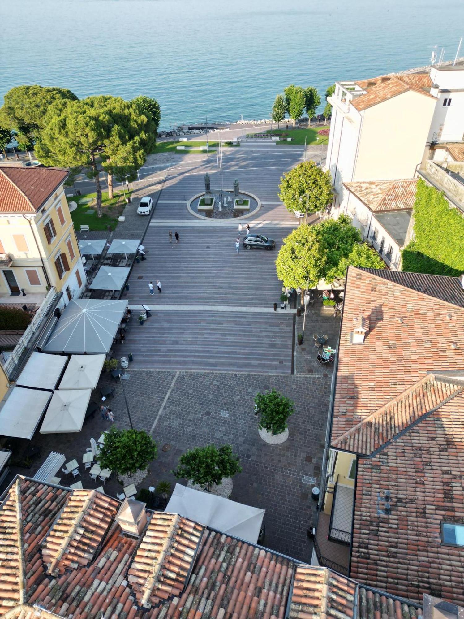 Splendid Apartment Desenzano del Garda Eksteriør billede