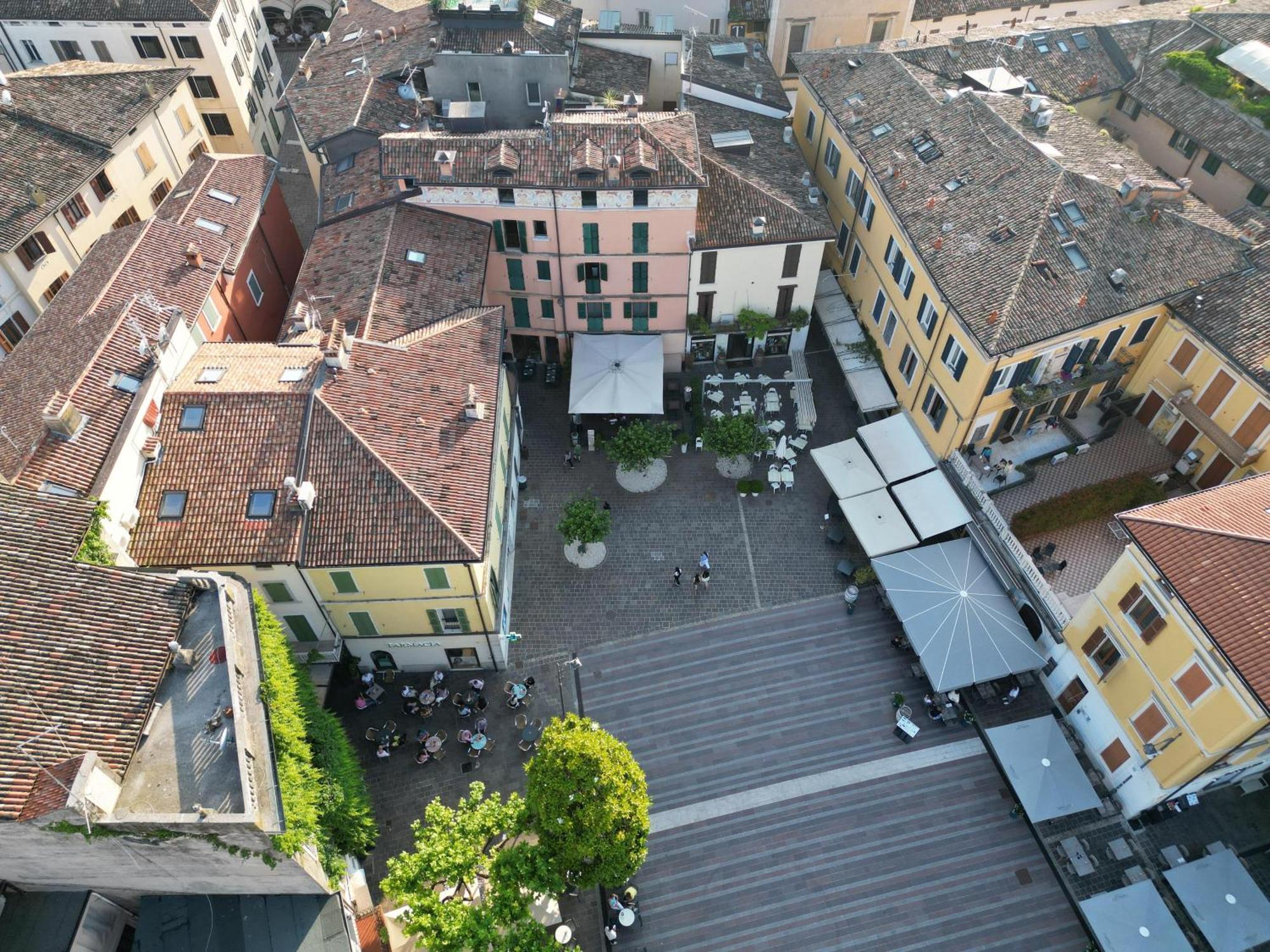 Splendid Apartment Desenzano del Garda Eksteriør billede